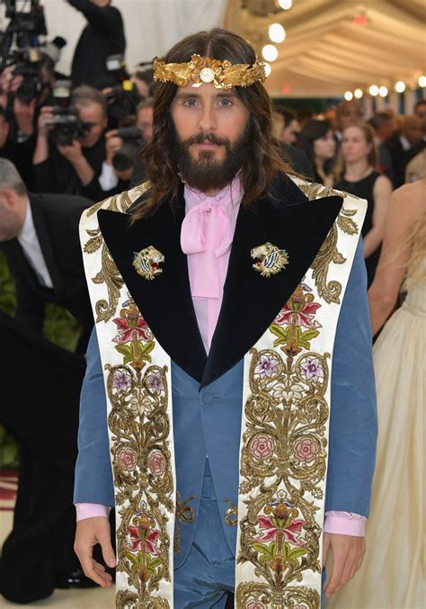 red carpet 2018 vincitrice gucci|jared leto gucci.